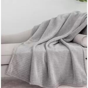 Berkshire Chenille Knit Throw No Original Package